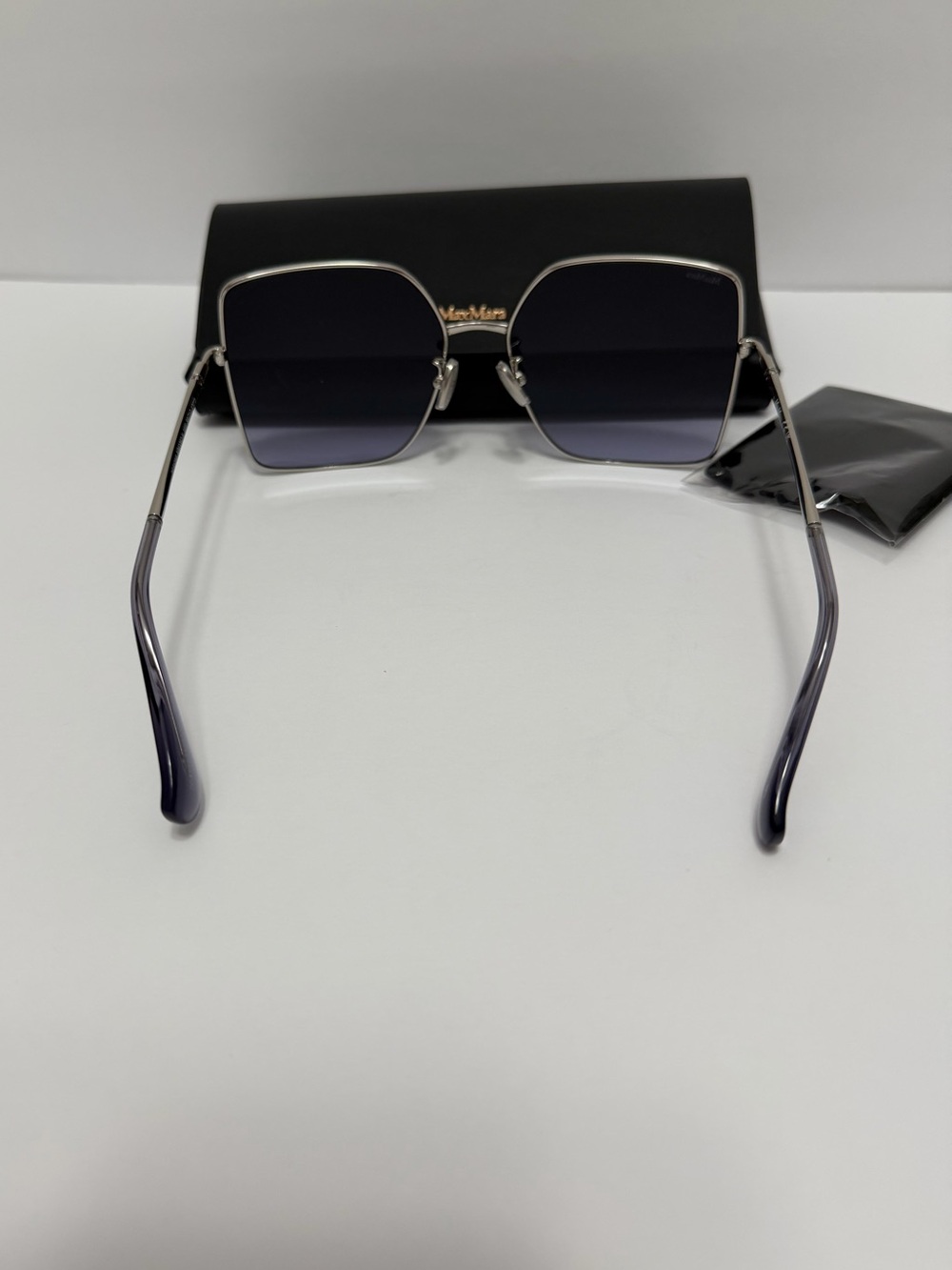 MaxMara Silver Frame Sunglasses with Gradient Gray Lenses New - Picture 3 of 5